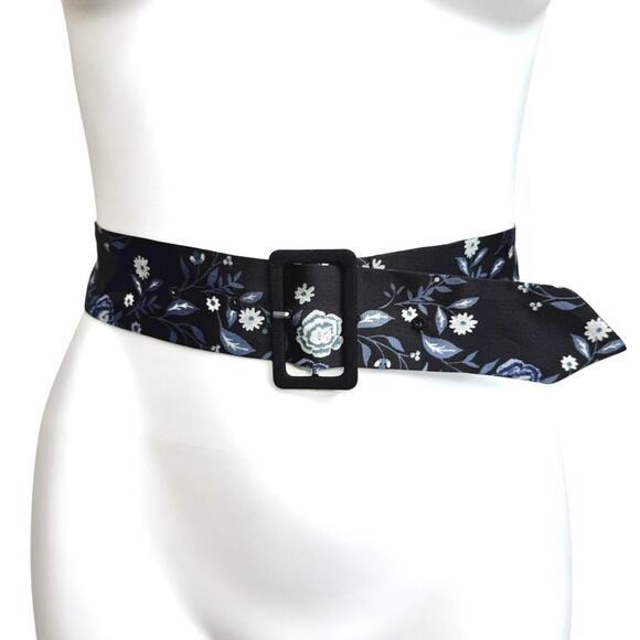 Vintage 1970s Astor Germany Floral Fabric Belt Blue Black Silver Buckle main image 4